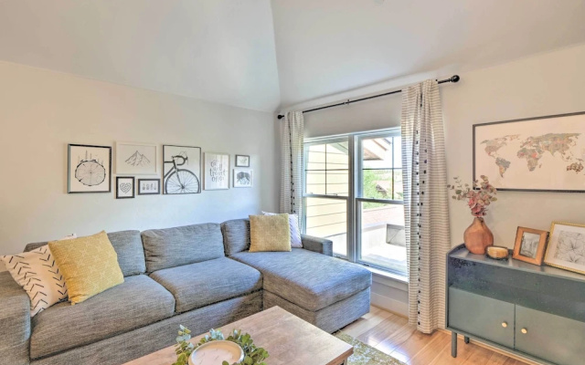 photo 3 of Breckenridge Penthouse Studio: 5 Mi to Skiing!