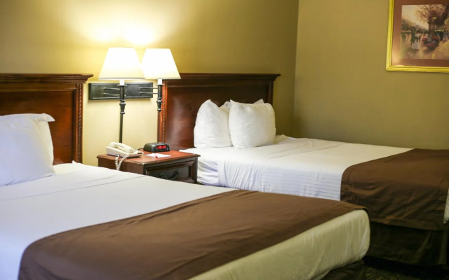 photo 3 of Breckinridge Inn