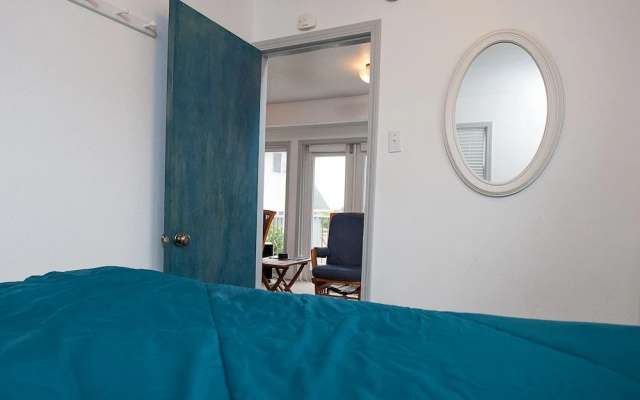 photo 4 of Breeze 1 Br cottage by RedAwning