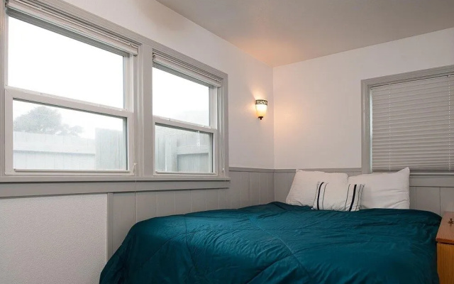 photo 3 of Breeze Cottage