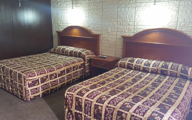 photo 2 of Breezwood Motel