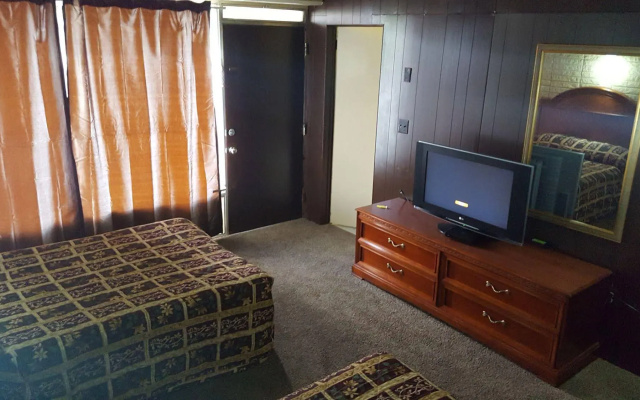 photo 5 of Breezwood Motel