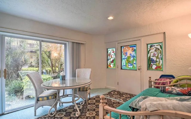 photo 5 of Breezy & Beachy Belleair Condo: 12 Steps to Shore!