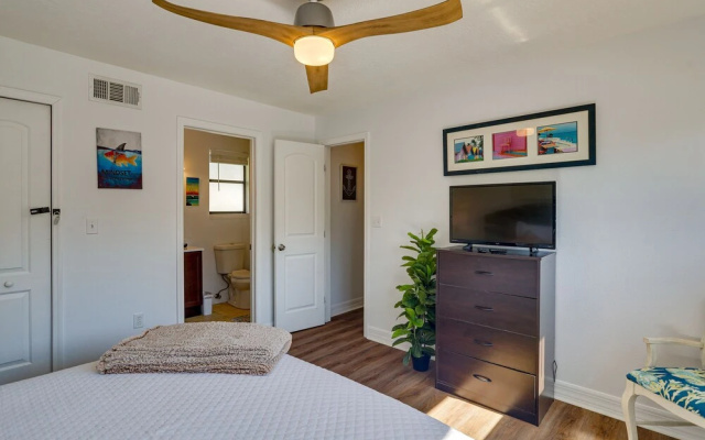 photo 2 of Breezy Cape Canaveral Townhome ~ 1 Mi to Beach!