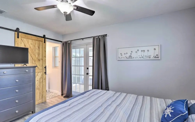 photo 5 of 2 Mi to Beach: Home w/ Screened Porch in Largo