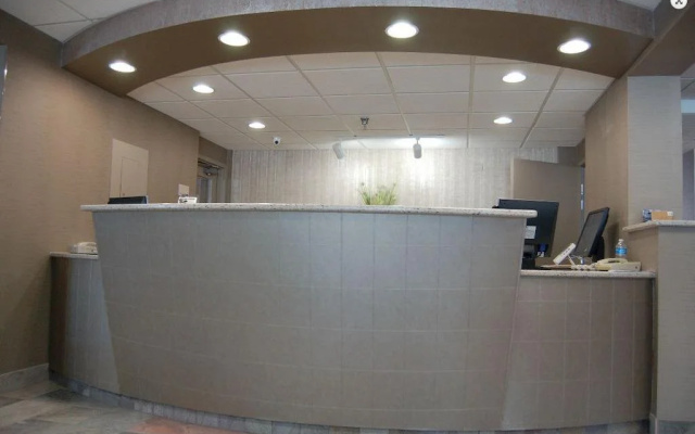 photo 2 of Brentwood Inn & Suites