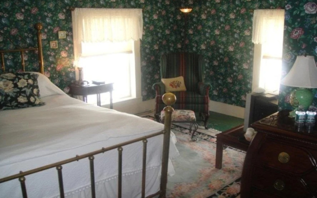 photo 2 of The Jolly Drayman Pub At The Briar Lea Inn