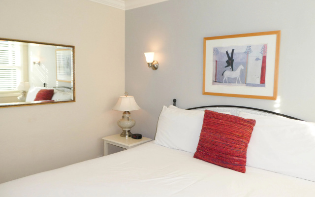 photo 3 of Briarwood Inn