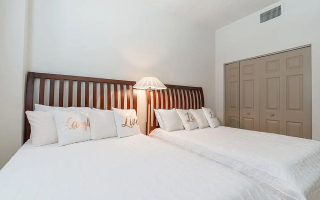photo 3 of Brickell Family Travel Suites