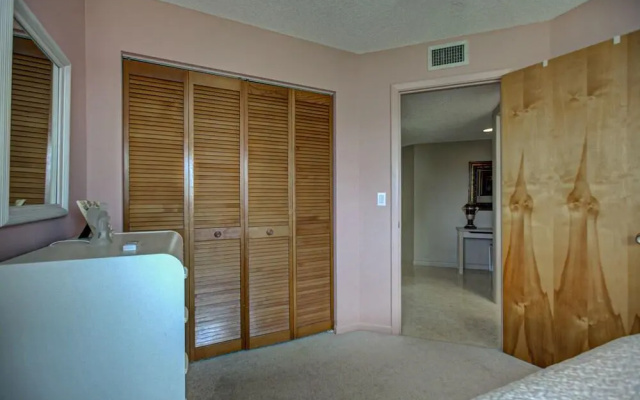 photo 4 of Bridge Port Beach Resort