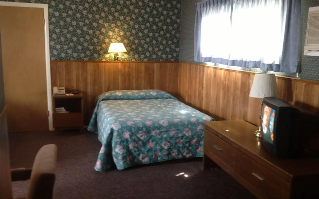 photo 5 of Bridgeport Inn