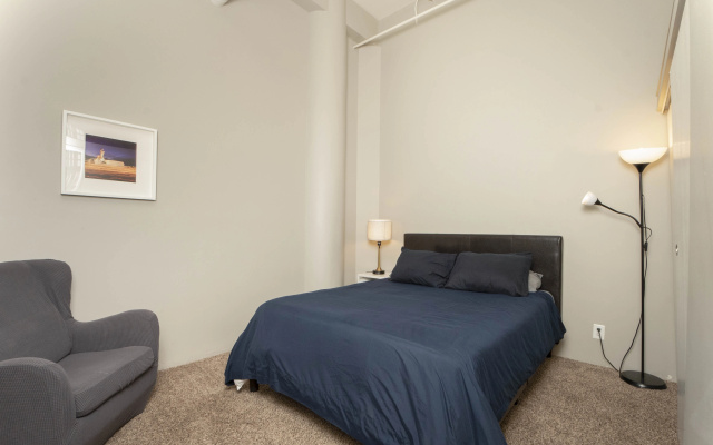 photo 2 of Bright and airy downtown loft! Great wifi!