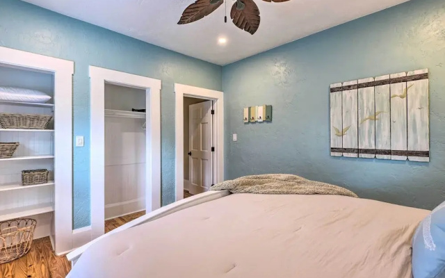 photo 3 of Bright Bradenton Retreat: 1 Mi to Downtown!