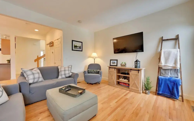 photo 3 of Bright Condo w/ Community Perks: Near Ski Quechee!