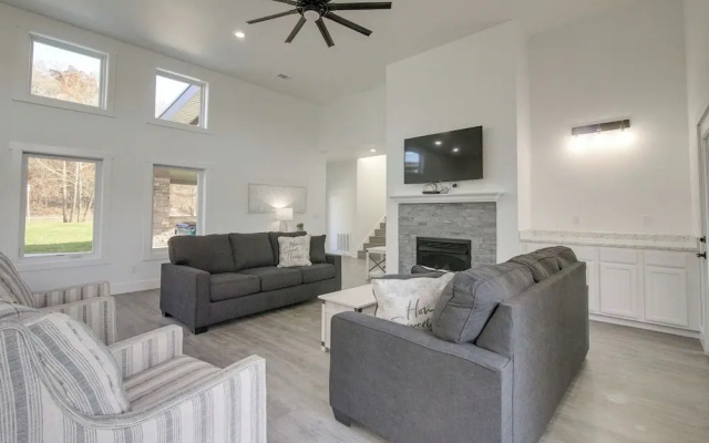 photo 2 of Bright Cotter Vacation Rental w/ White River Views