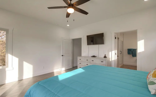 photo 5 of Bright Cotter Vacation Rental w/ White River Views