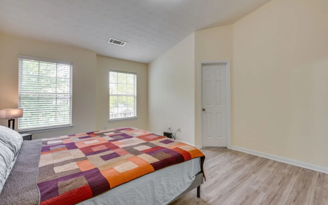 photo 4 of Bright Decatur Townhome ~ 10 Mi to Atlanta!