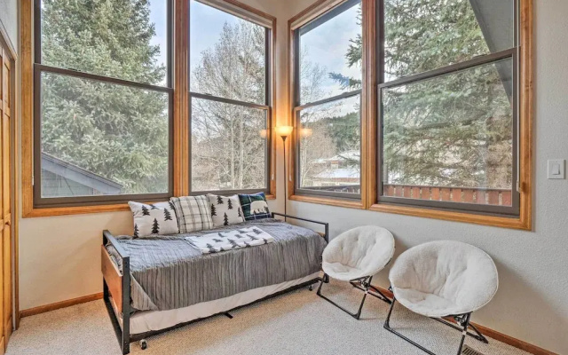 photo 3 of Bright Eagle-vail Escape w/ Deck + Mtn Views!