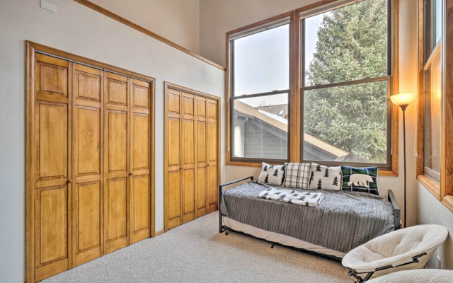 photo 4 of Bright Eagle-vail Escape w/ Deck + Mtn Views!