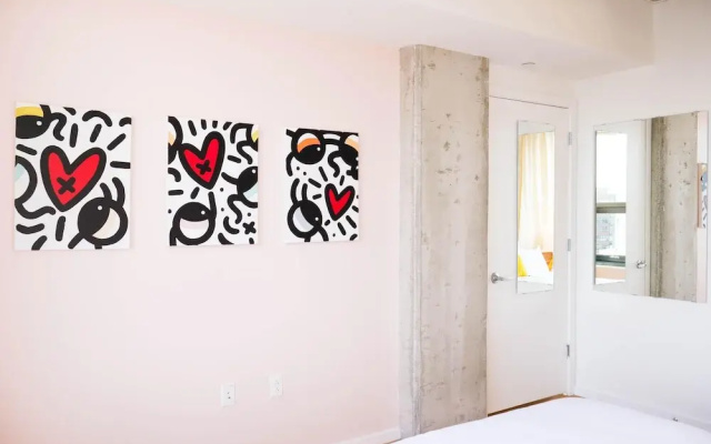 photo 4 of Bright, Luxury Apartment in Historic District
