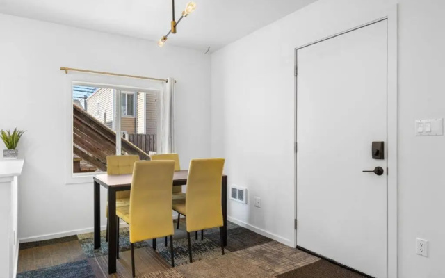 photo 3 of Bright Modern One BR Apartment in SFO