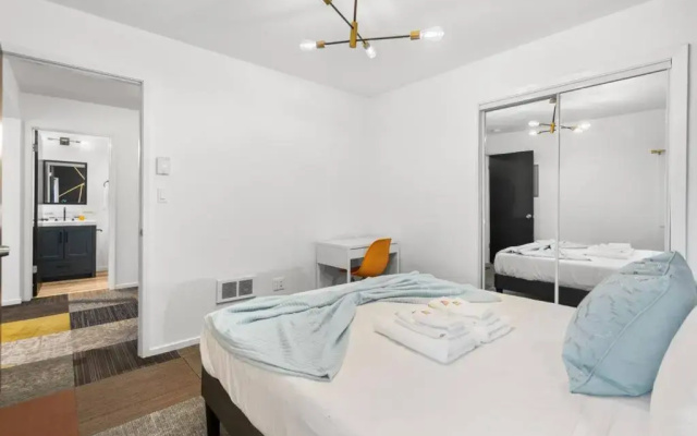 photo 5 of Bright Modern One BR Apartment in SFO