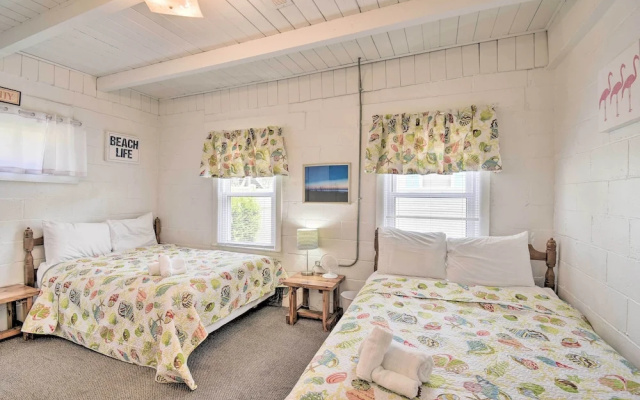 photo 3 of Steps to Ocean: Breezy Myrtle Beach Bungalow!