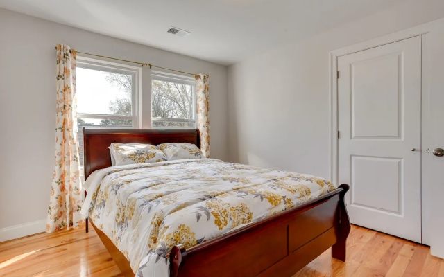 photo 4 of Bright Newark Vacation Rental Near New York!