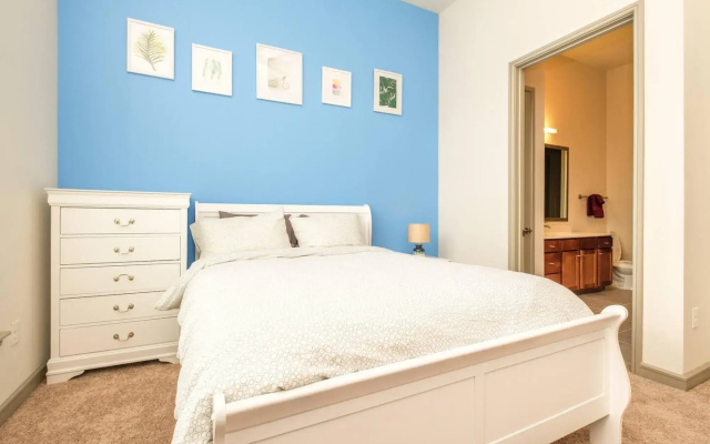 photo 3 of Bright Parisian Penthouse Suite in Houston