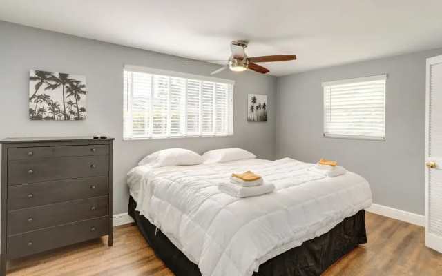 photo 2 of Bright Pinellas Park Getaway w/ Private Pool!