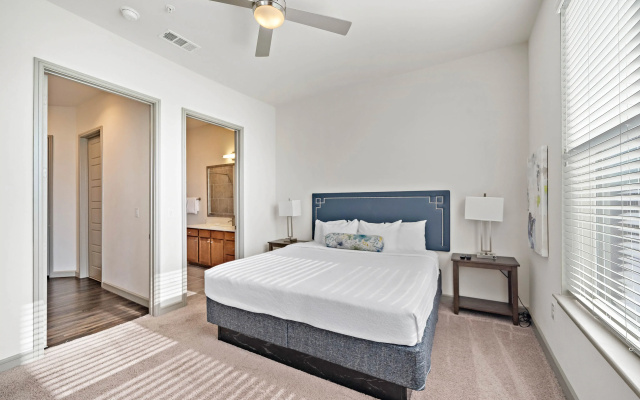 photo 5 of Bright & Recently Upgraded 2BR Apartment