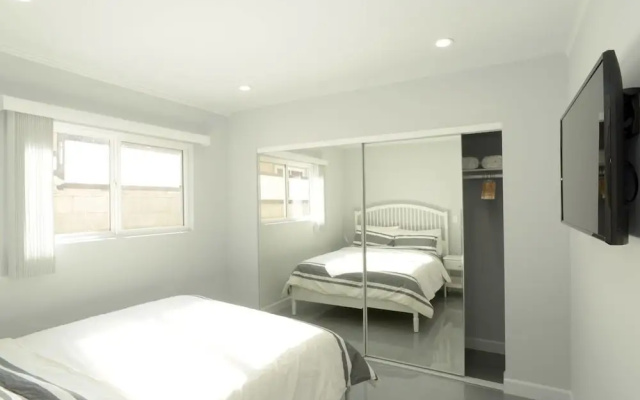 photo 3 of Bright Spacious Family House Near Universal Studios