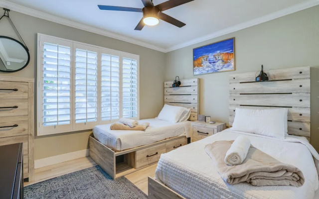 photo 2 of Bright Tempe Home w/ Fenced Backyard!