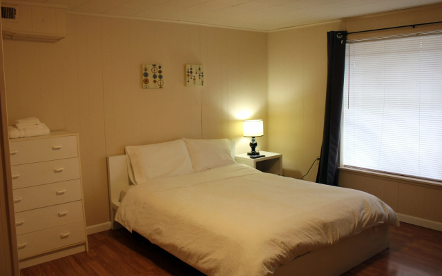 photo 3 of Brighton Guesthouse (Walk to Metro)