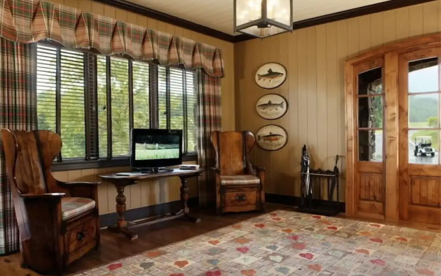photo 2 of Bright's Creek Lodge