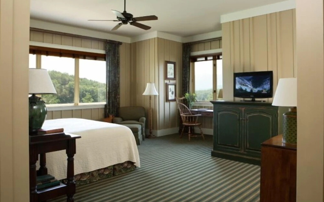 photo 3 of Bright's Creek Lodge