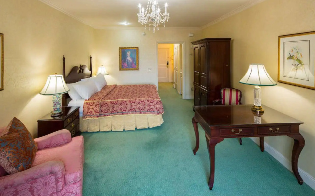 photo 4 of Bristol Hotel, Boutique Collection