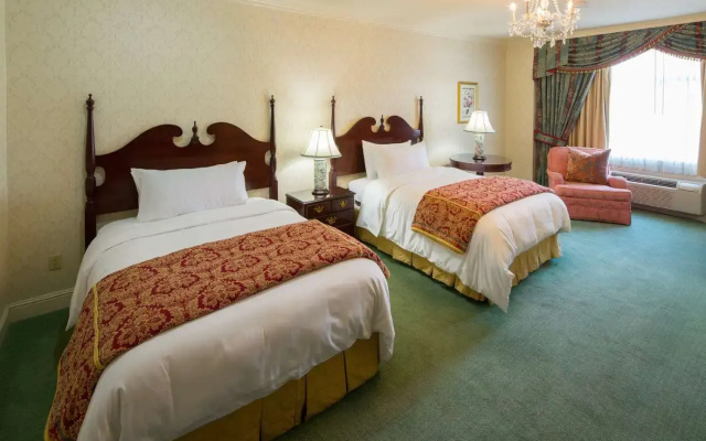 photo 5 of Bristol Hotel, Boutique Collection