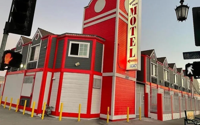 photo 5 of Broadway Inn Motel