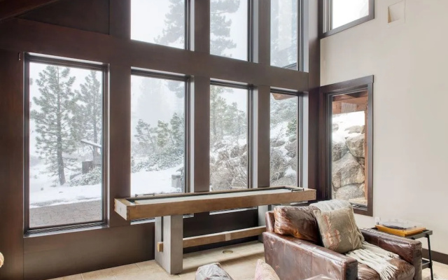 photo 2 of Bronson By Avantstay Luxurious Squaw Valley Home On The Slopes