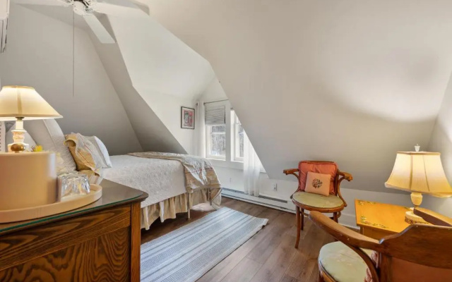 photo 4 of Brook Farm Inn