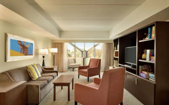 photo 4 of Brookfield Suites Hotel