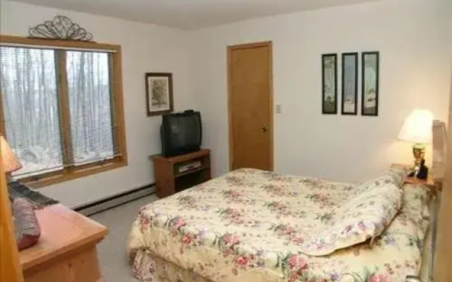 photo 3 of Brookside