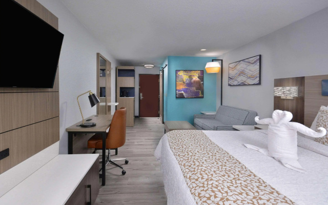 photo 4 of Brookstone Lodge near Biltmore Village, an Ascend Collection Hotel