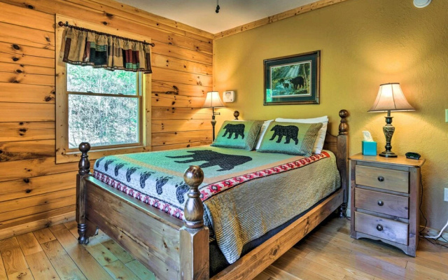 photo 4 of Bryson City Cabin Rental w/ Views & Hot Tub