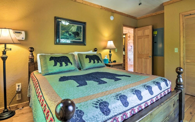 photo 5 of Bryson City Cabin Rental w/ Views & Hot Tub