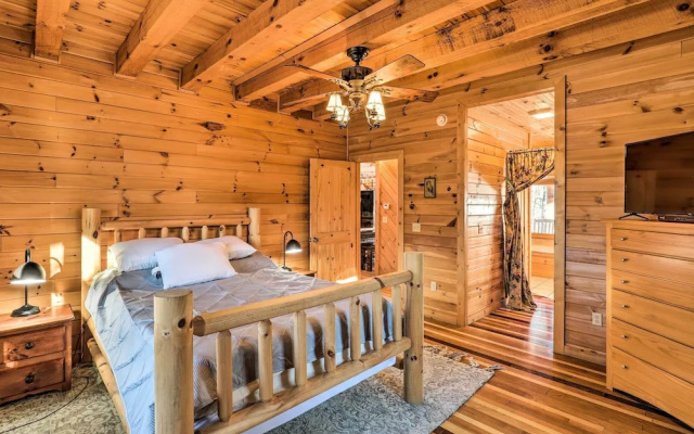 photo 2 of Bryson City Cabin w/ Private Hot Tub & Game Room