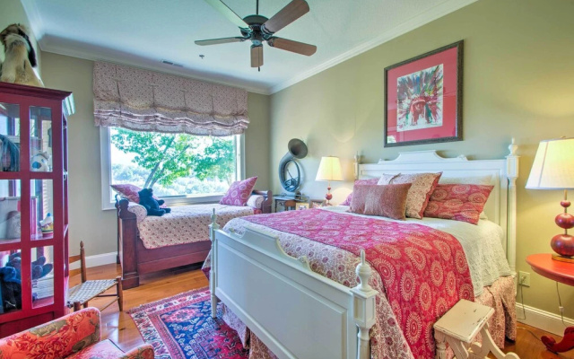 photo 2 of Bryson City Condo w/ Spectacular Views & Amenities