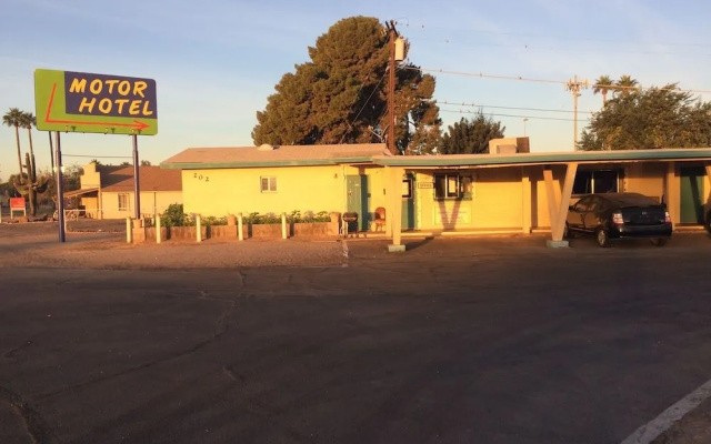 photo 4 of Buckeye Motor Hotel