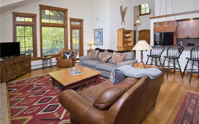 photo 2 of Buckhorn Townhome #9 4 Bedrooms 5 Bathrooms Townhouse